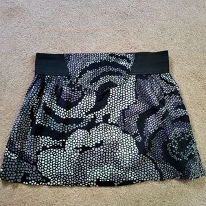 Womens Billabong skirt size medium. Excellent Condition